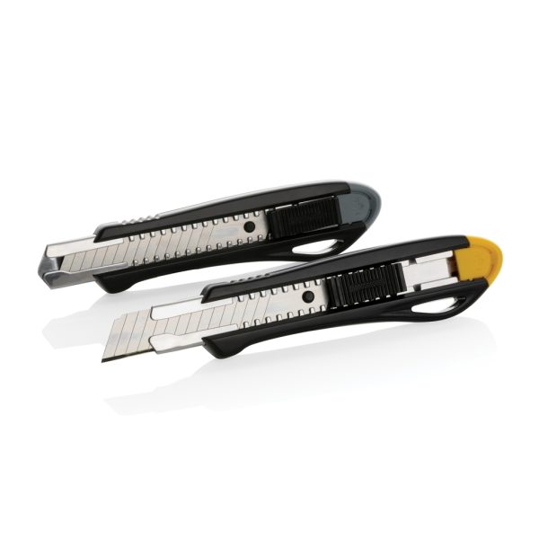 Refillable RCS recycled plastic professional knife P215.162