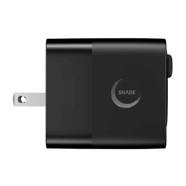 Urban Vitamin Mendocino 65W GaN charger retractable cable P301.2701