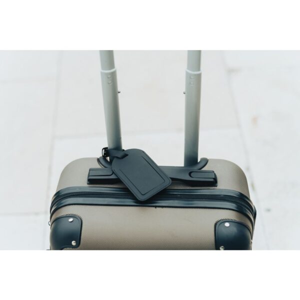 Globetrack RCSrPolyester luggage tag with worldwide locating P301.5501