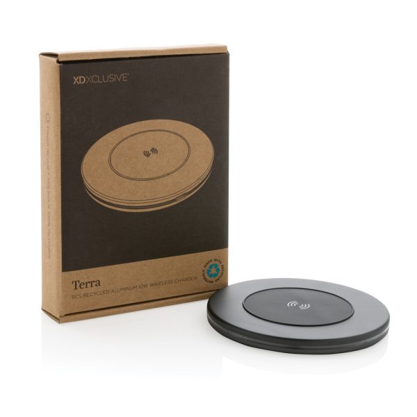 Terra RCS recycled aluminum 10W wireless charger P308.672