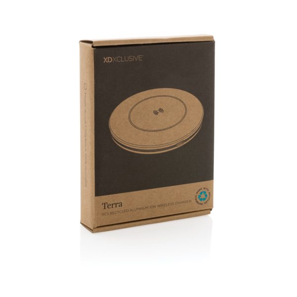 Terra RCS recycled aluminum 10W wireless charger P308.672