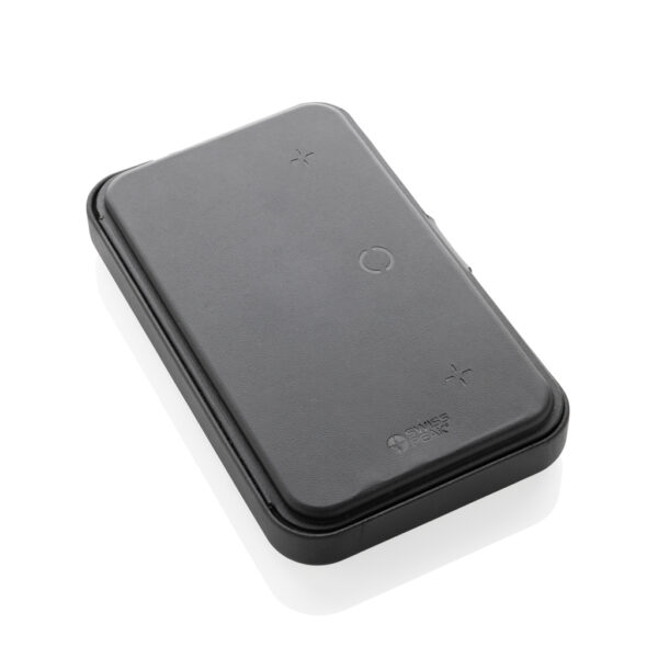 Swiss Peak RCS recycled travel case with 3 in 1 charger P309.0501