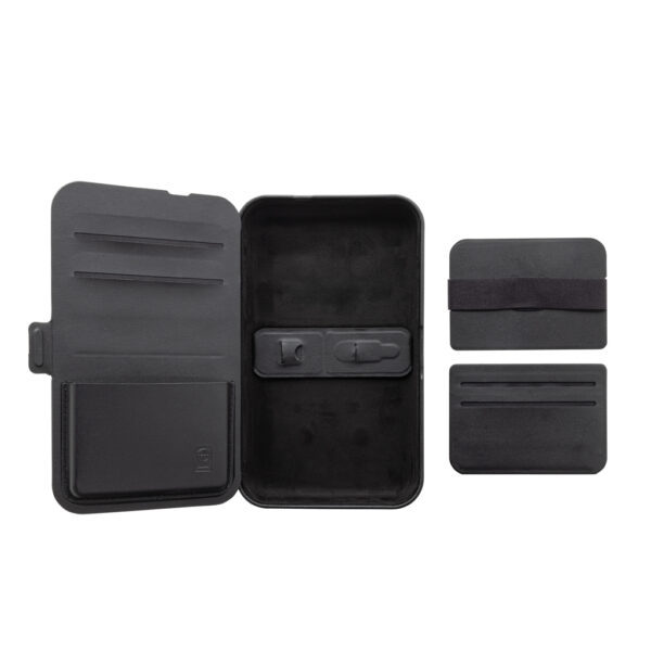 Swiss Peak RCS recycled travel case with 3 in 1 charger P309.0501