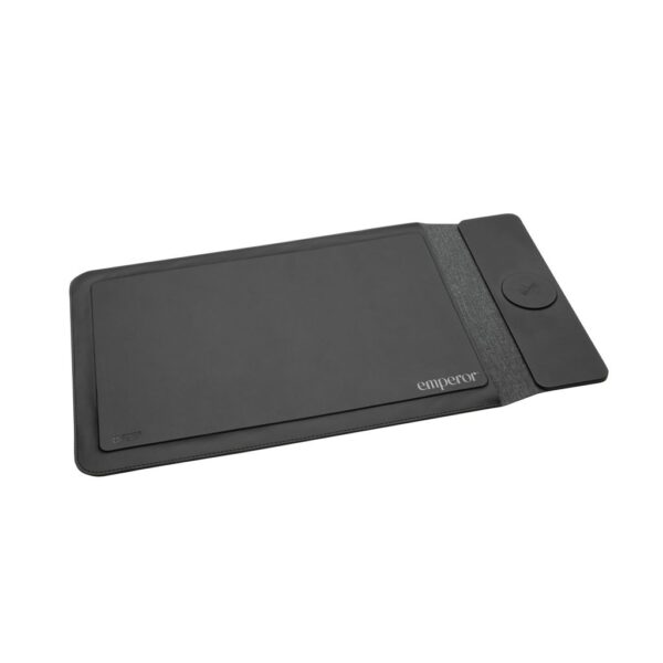 Swiss Peak 15W magnetic charging laptop sleeve 14-15