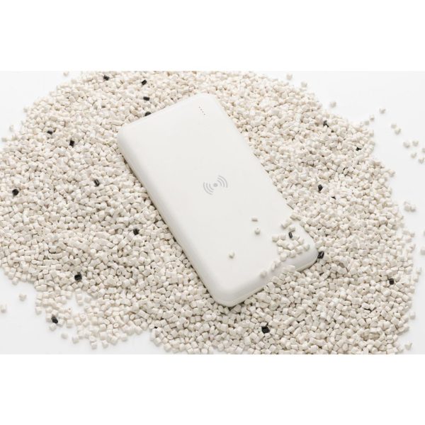 RCS standard recycled plastic wireless powerbank P322.673