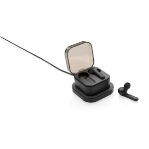 TWS earbuds in wireless charging case P329.121