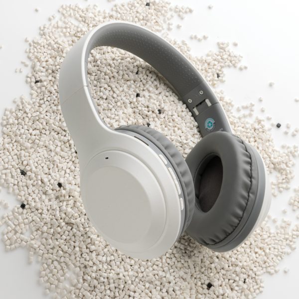 RCS standard recycled plastic headphone P329.663