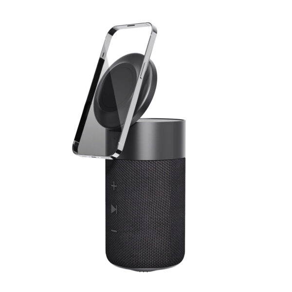 Urban Vitamin Anaheim RCS recycled 10W speaker 15W charger P331.5801