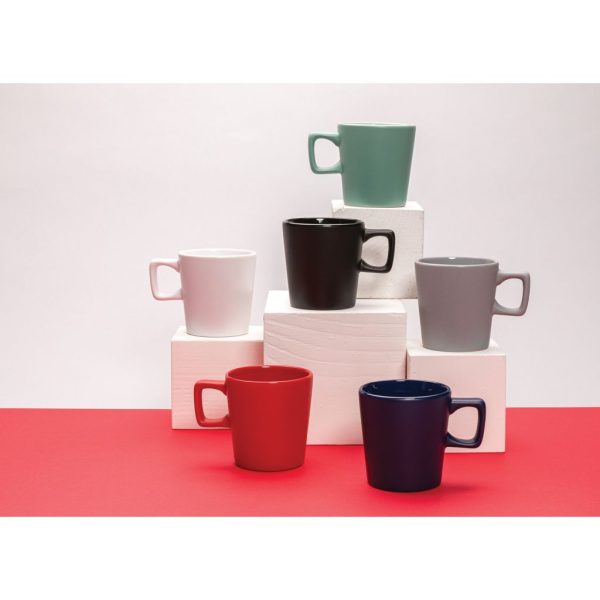Ceramic modern coffee mug P434.055