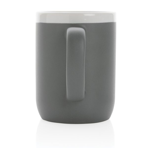 Ceramic mug with white rim P434.092