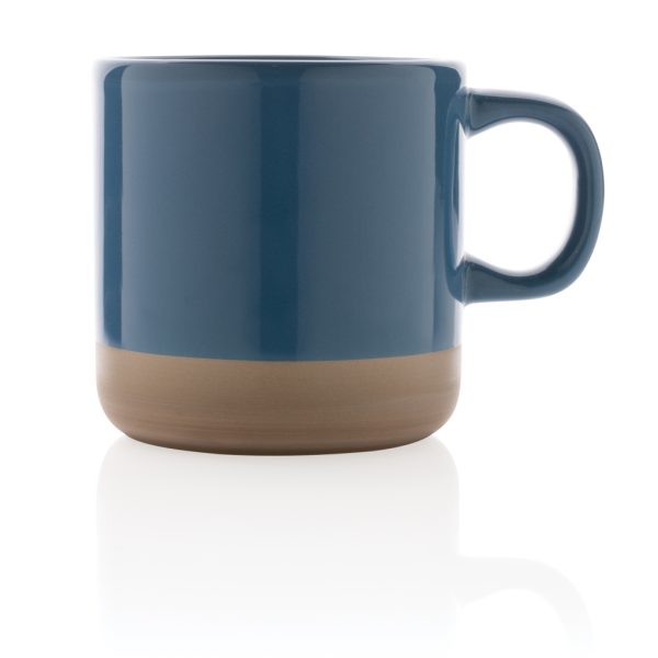 Glazed ceramic mug P434.115