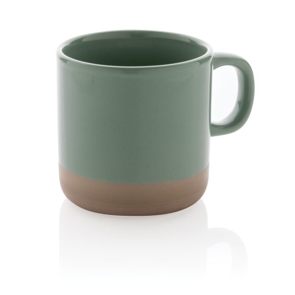 Glazed ceramic mug P434.117