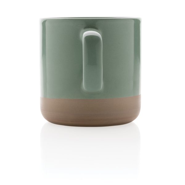 Glazed ceramic mug P434.117