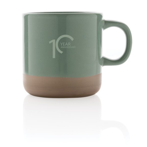 Glazed ceramic mug P434.117