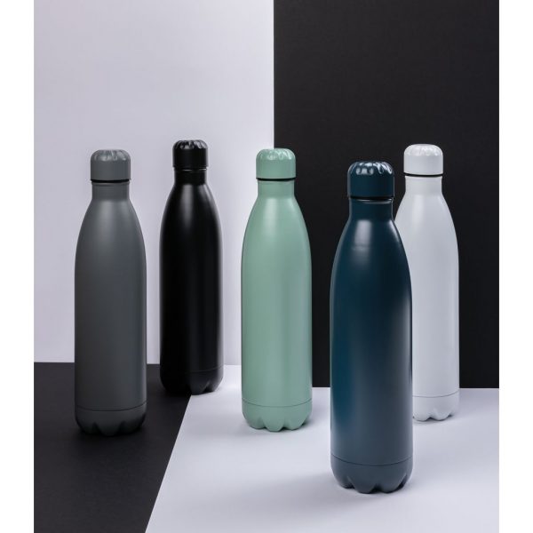 Solid colour vacuum stainless steel bottle 750ml P436.932