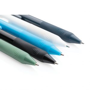 X9 solid pen with silicone grip P610.821