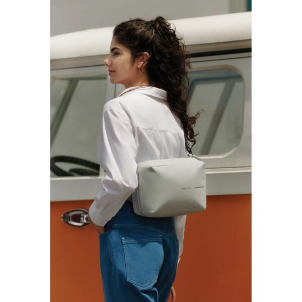 Urban Water Resistant Expandable Sling P706.2713