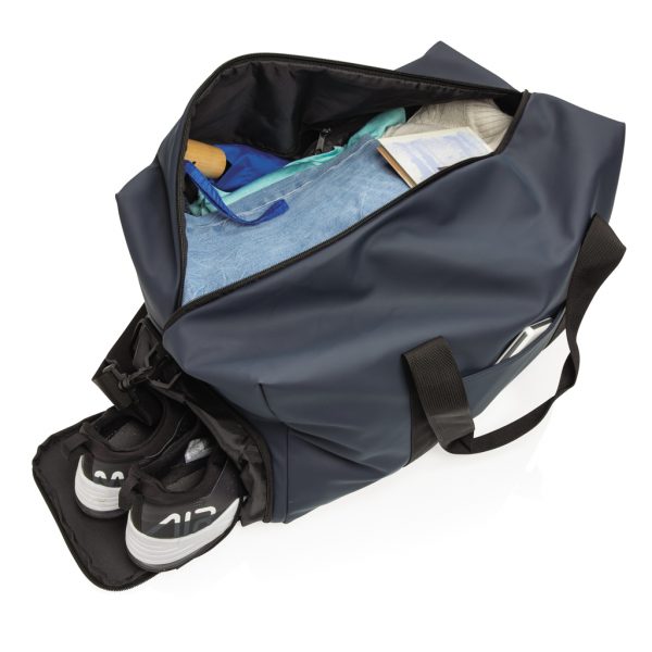 Smooth PU weekend duffle P707.065