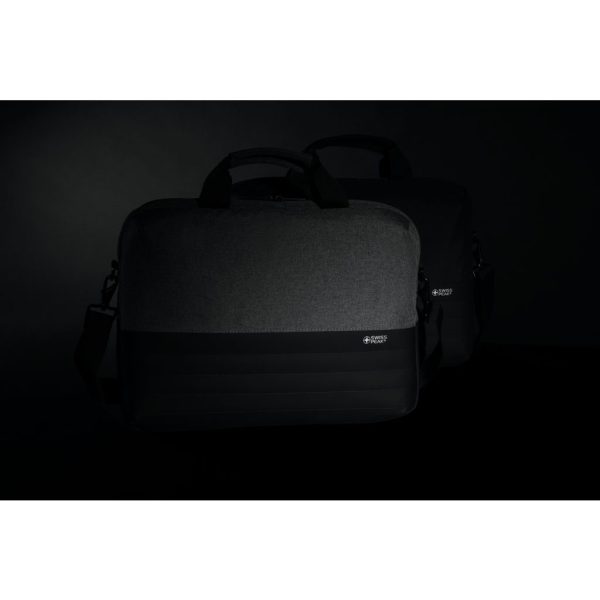 Swiss Peak AWARE™ RFID 15.6'' laptop bag P763.121