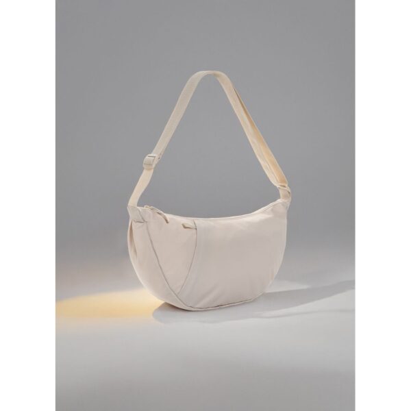 Crescent XL AWARE™ RPET half moon sling bag P763.5119