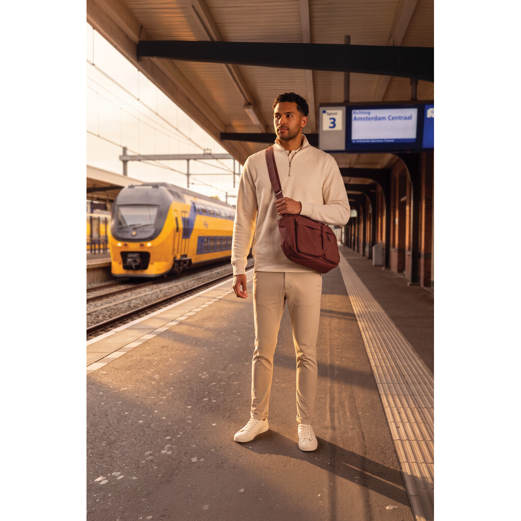 Torba preko ramena KENTO URBAN RCS reciklirani najlon podstavljena P763.5824