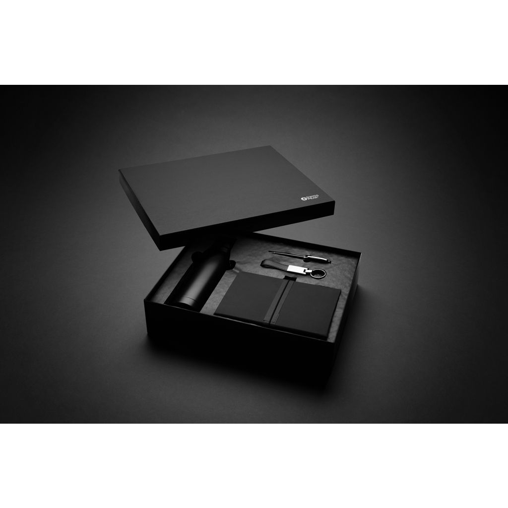 Swiss Peak RCS deluxe business gift set w/ water bottle P774.6801