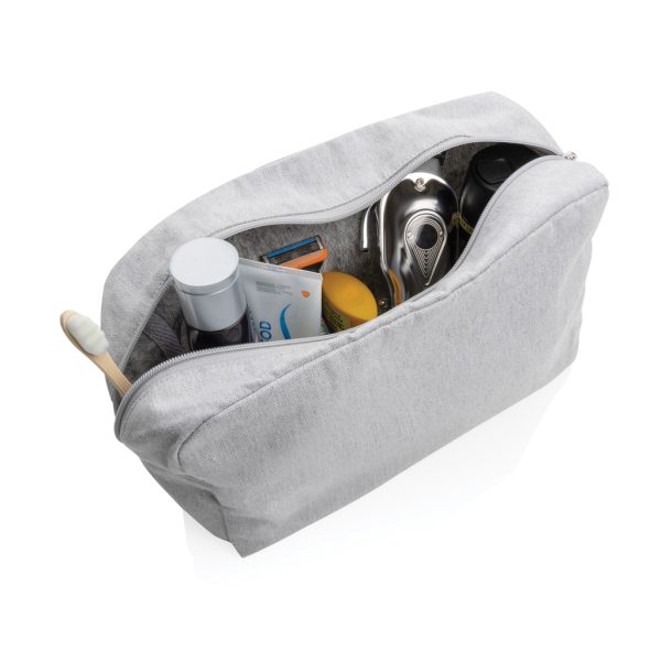 Impact Aware™ 285 gsm rcanvas toiletry bag undyed P820.782