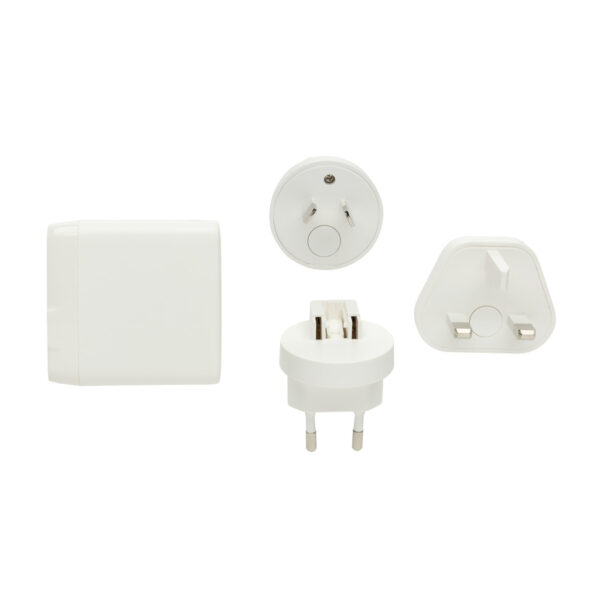 TravelCharge Pro RCS rplastic travel charger with USB C P821.0203