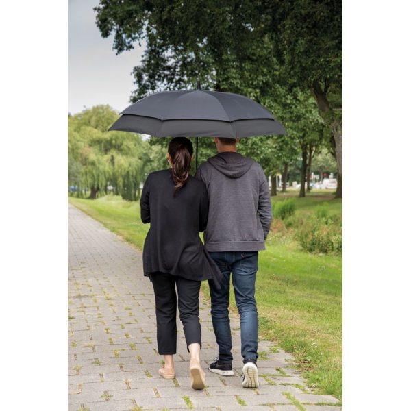 Swiss Peak AWARE™ 23" to 27" expandable umbrella P850.451