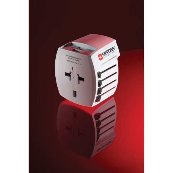 SKROSS World Travel Adapter MUV 2-pole with USB A and C RB1.302962