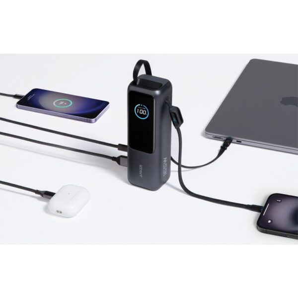 Built-in retractable cable RBA1695H11