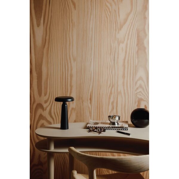 VINGA Avery RCS table lamp V5130401